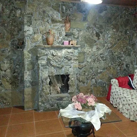 Uysallar Koy Evi *