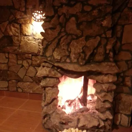 Uysallar Koy Evi Gokceada