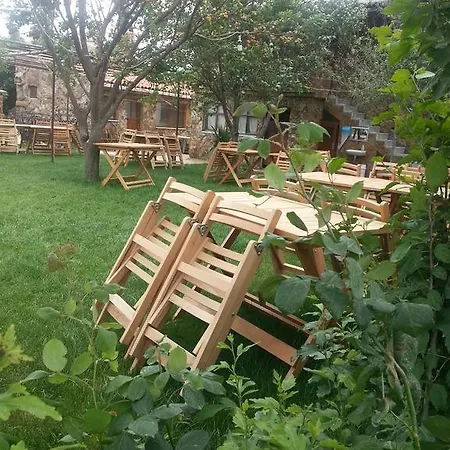 Uysallar Koy Evi Gokceada