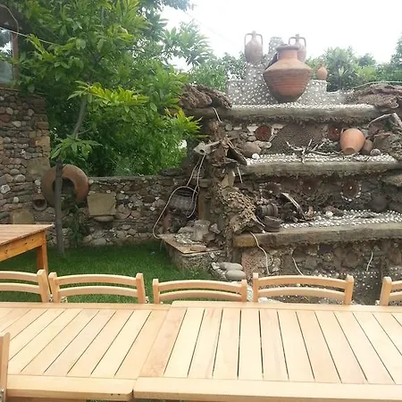 아파트호텔 Uysallar Koy Evi İmroz