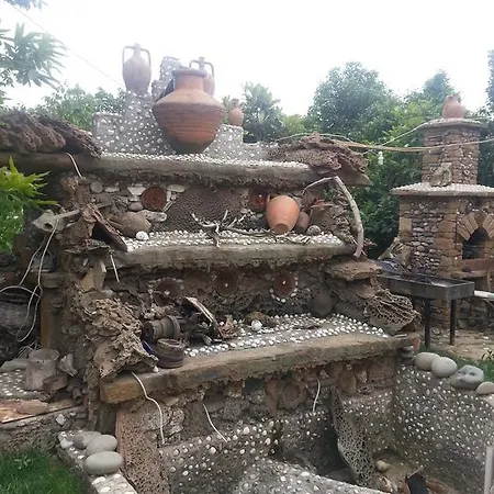 Uysallar Koy Evi Gokceada